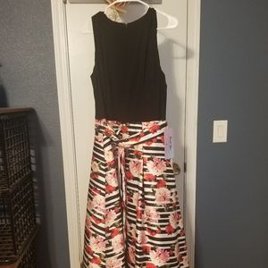 SLNY Dress